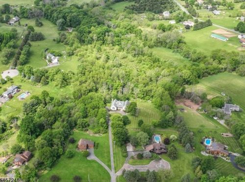 37 Van Lieus Rd, East Amwell Township NJ  08551-1314 exterior