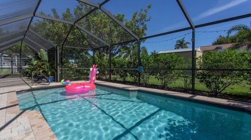 905 52nd St, Cape Coral FL  33914-7086 exterior