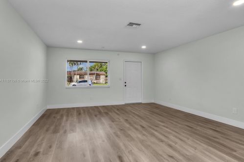 7720 35th St, Hollywood FL  33024-2213 exterior