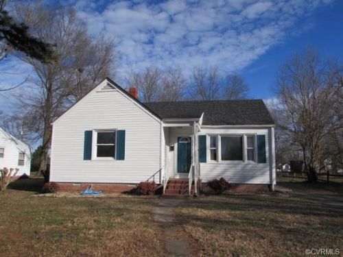 102 Raines Ave, Sandston, VA 23150-2029