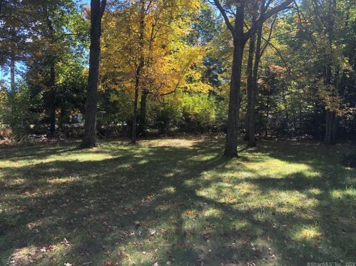 291 Newton Rd, Litchfield, CT 06778-2103