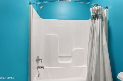 1012 Ferrets End, Beaufort SC  29902-5893 exterior