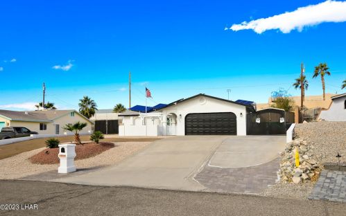 3025 Gatewood Dr, Lake Havasu City, AZ 86404-3352