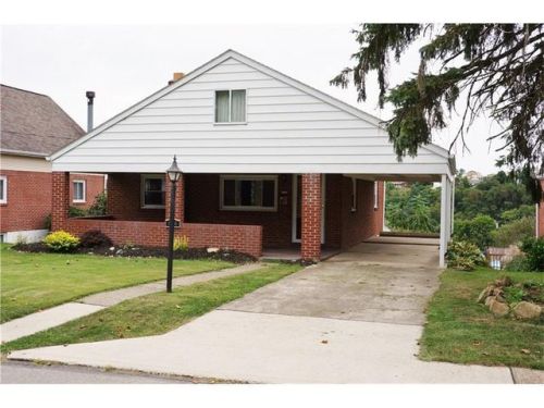 406 Mary St, Jeannette, PA 15644-2543
