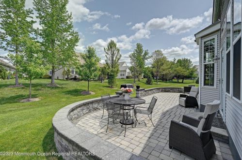 6 Spencer Dr, Jackson Twp NJ  08527-4387 exterior