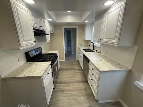 807 Chevy Chase Dr, Glendale CA 91205-3018 exterior