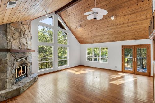 19176 Leopard Ct, Grass Valley, CA 95949-6907