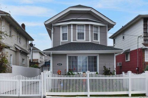 25-15 Edgemere Ave, Far Rockaway, NY 11691-2715