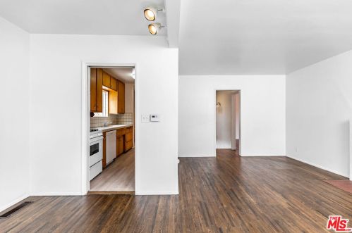 609 35th St, Manhattan Beach CA  90266-3427 exterior