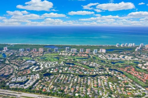 2456 Orchid Bay Dr, Naples FL  34109-7685 exterior