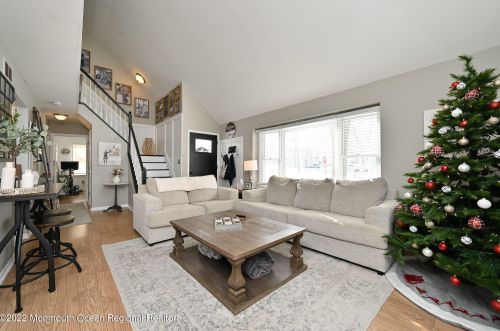 336 Briggs Ave, Lacey NJ  08731-2532 exterior