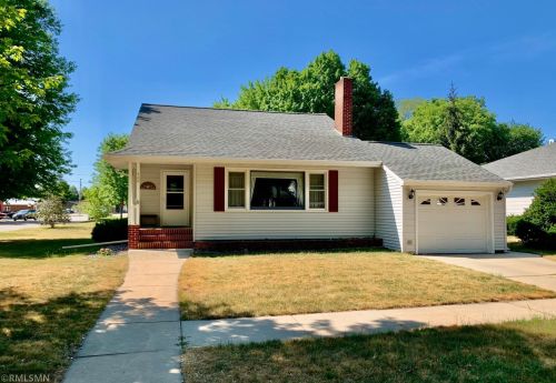 400 William Ave, Dassel, MN 55325-1107