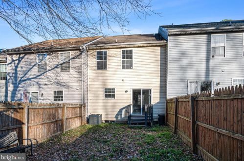 32 Wildfire Ln, New Castle DE  19720-3860 exterior