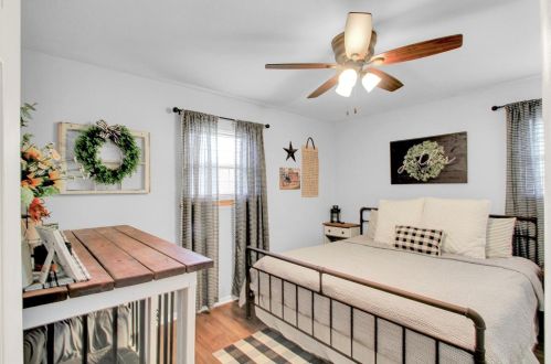 3730 Julie Dr, Franklin OH  45005-5017 exterior