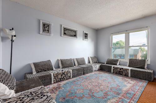 42 Meadow Wood Dr, Florence KY  41042-9323 exterior