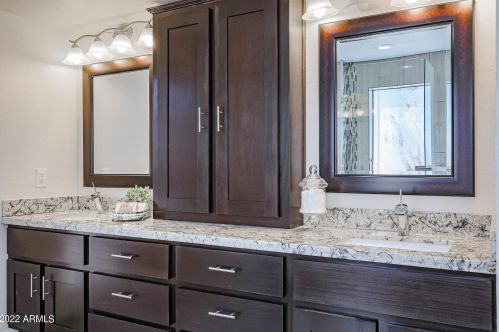 5013 Cholla St, Scottsdale AZ  85254-4630 exterior