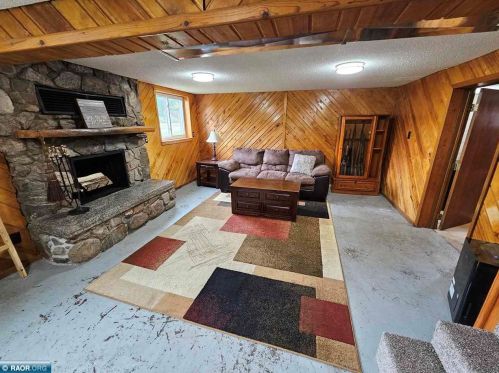 423 1st Ave, Hibbing MN  55746-9322 exterior