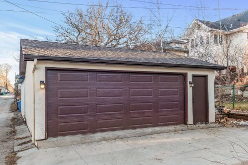 4139 Garfield Ave, Minneapolis MN 55419-1716 exterior