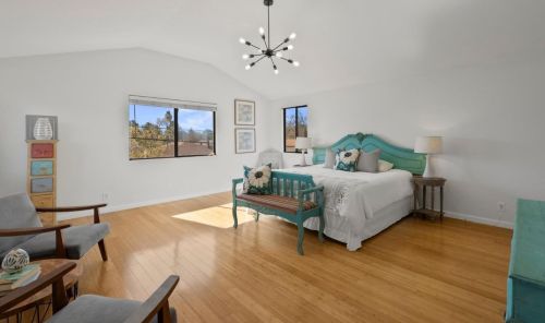 961 Selby Ln, San Jose CA  95127-1151 exterior