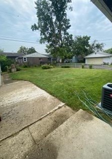 304 Middle Dr, West Jefferson OH  43162-1316 exterior