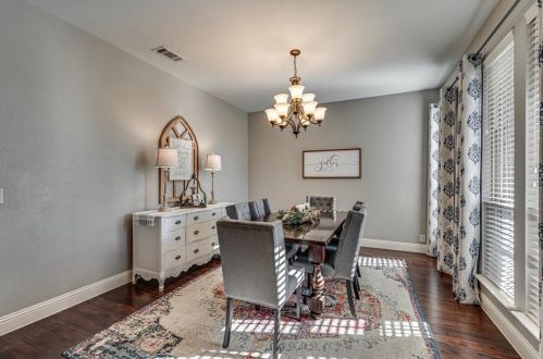 1301 Lucetta Ct, Midlothian TX  76065-7805 exterior