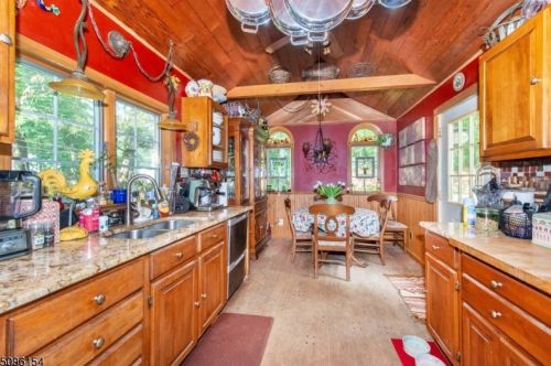 19 Keel Rd, West Milford Lakes, NJ 07480-4841
