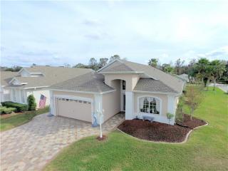 301 High Vista Dr, Davenport, FL 33837-5586