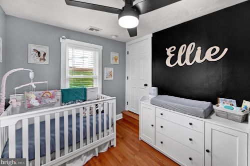 435 Boxwood Rd, Red Lion PA  17356-8347 exterior