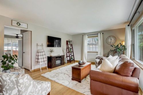 709 Westowne Ave, Waukesha WI  53188-2833 exterior