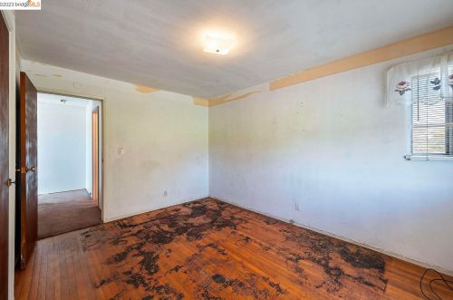 2752 Mabel St, Berkeley CA 94702-2461 exterior