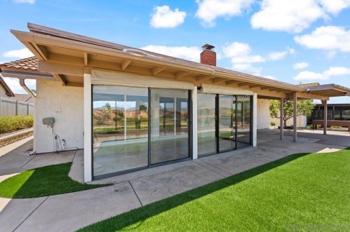 17758 Fonticello Way, San Diego CA  92128-1849 exterior