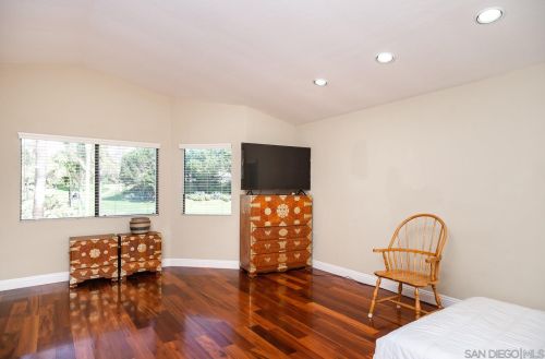 3908 Caminito Terviso, San Diego CA 92122-1971 exterior