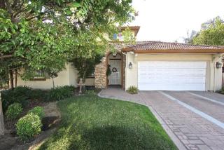 593 Filbert Ave, Fresno, CA 93727-6557