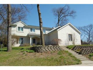 6820 Queen Annes Ct, Toledo OH  43617-1220 exterior