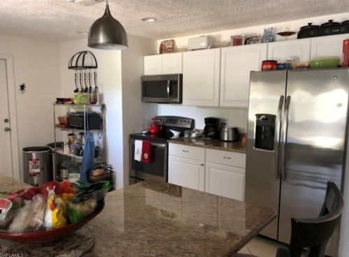 27208 Rio Vista Cir, Bonita Springs FL  34135-4729 exterior