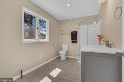 207 Piute Trl, Browns Mills NJ  08015-6125 exterior