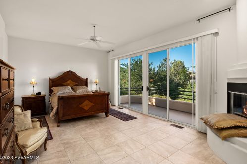 12 Linda Vis, Sedona AZ 86336-5067 exterior