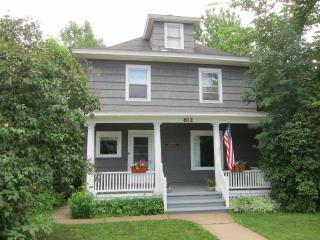 612 Jones St, Fayal, MN 55734-1631