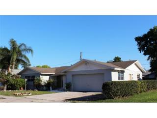 7516 Eucalyptus St, Orlando, FL 32807-8634