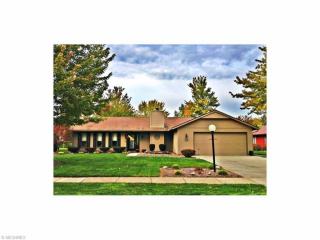 10798 Waterfall Rd, Cleveland, OH 44149-2150