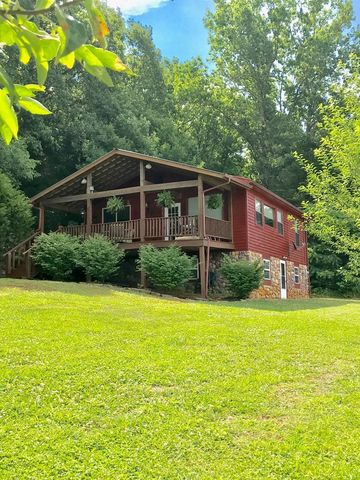 1609 Rickman Monterey Hwy, Rickman, TN 38580-2112