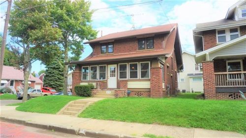 214 Roslyn Ave, Canton, OH 44708-5612