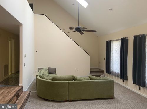 104 Broad Creek Rd, Laurel DE  19956-1124 exterior