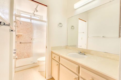 754 Meadowlark Ave, Los Banos CA  93635-3020 exterior