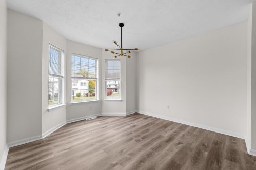 1023 Royal Dr, Canonsburg PA  15317-5004 exterior