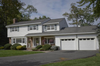 6 Hathaway Ln, Montville Township, NJ 07045-9717