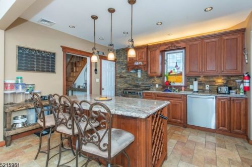 628 Main St, West Paterson NJ  07424-1020 exterior