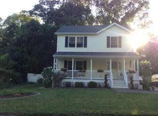 37 Clb Ave, New Bedford MA  02743-2211 exterior