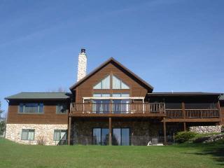 1811 Engberg Ln, Phelps, WI 54554-9463