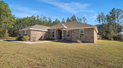 130 Club House Dr, Freeport FL  32439-6249 exterior